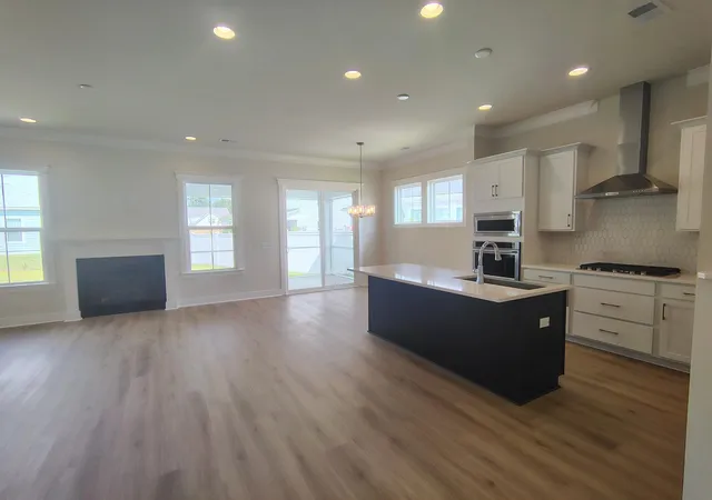 Photo 4 of Sale Pending at 318 Brightside Trl, Summerville, SC 29486 | MLS# 26024320 | Listing updated on 2026-10-12