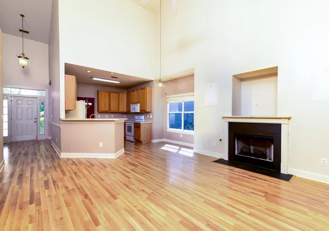 Photo 3 of Single family home for sale at 4921 Franconia Dr, Summerville, SC 29485 | MLS# 26014276 | Listing updated on 2026-10-14