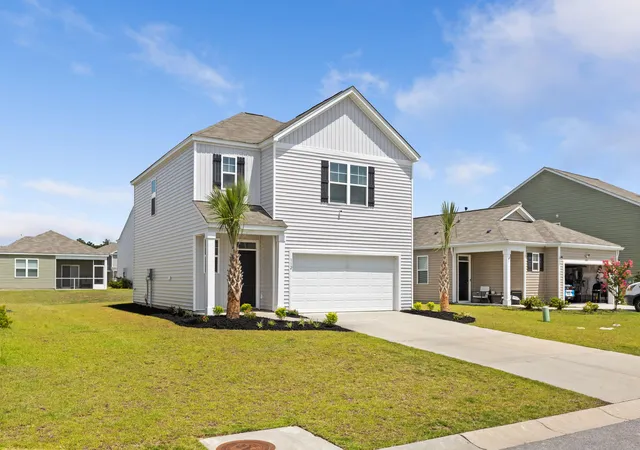 Photo 2 of Single family home for sale at 112 Holly Leaf, Summerville, SC 29486 | MLS# 26019922 | Listing updated on 2026-08-04