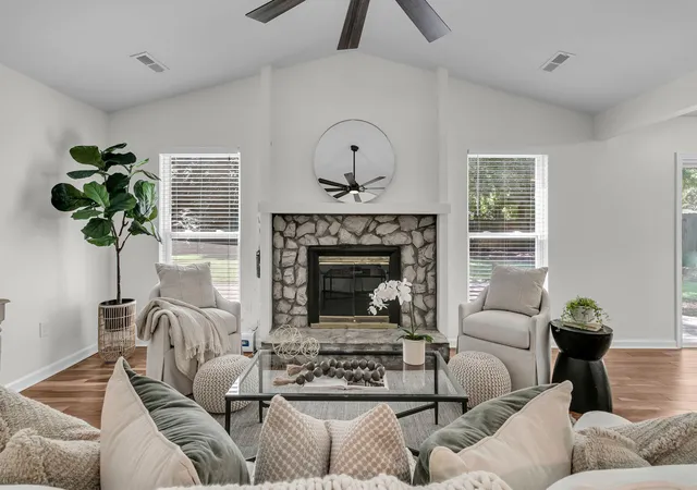 Photo 3 of Single family home for sale at 1805 Overrun St, Charleston, SC 29414 | MLS# 26023072 | Listing updated on 2026-09-10