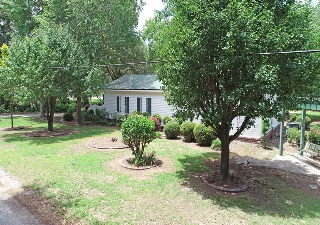 Homes for sale in Eutawville, SC | 113 Winter St, Eutawville, SC 29048 | MLS# 26017489