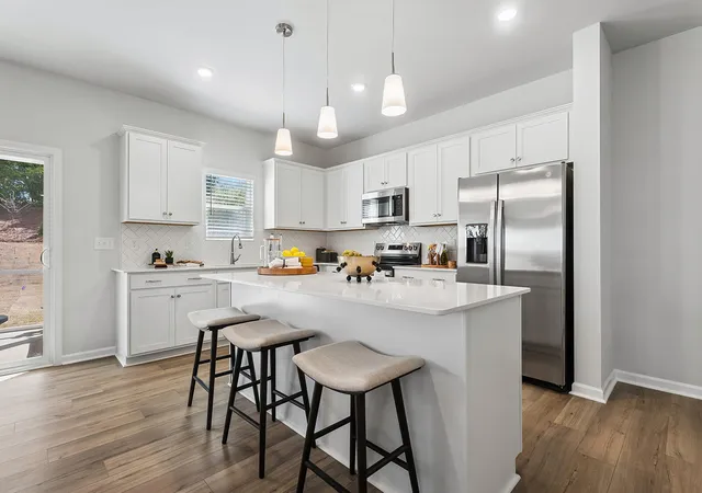 Photo 3 of Single family home for sale at 506 O'Leary Cir, Summerville, SC 29483 | MLS# 26024306 | Listing updated on 2026-08-27