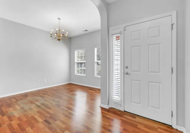 Photo 4 of Single family home for sale at 116 Carolinian Dr, Summerville, SC 29485 | MLS# 26020102 | Listing updated on 2026-10-06