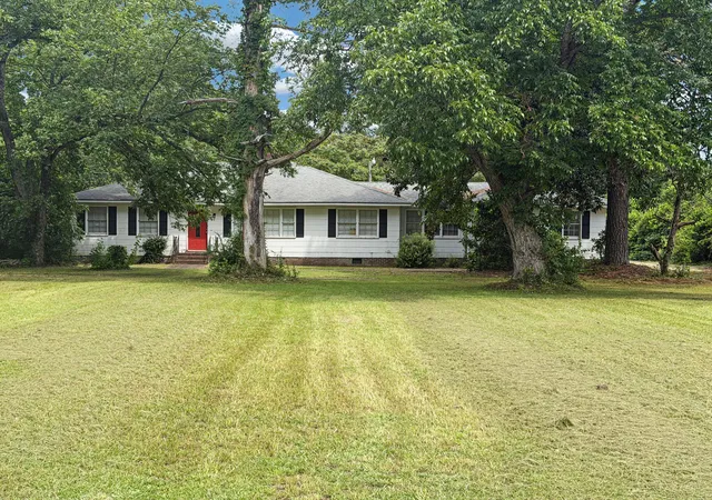 Photo 4 of Single family home for sale at 2231 Rowesville Rd, Orangeburg, SC 29115 | MLS# 26023637 | Listing updated on 2026-09-30