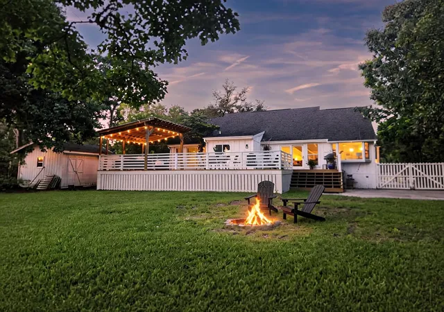 Photo 4 of Single family home for sale at 957 Travers Dr, Charleston, SC 29412 | MLS# 26020178 | Listing updated on 2026-09-13