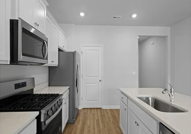 Photo 3 of Sale Pending at 3186 Dalmore Dr, Ravenel, SC 29470 | MLS# 26012414 | Listing updated on 2026-08-04