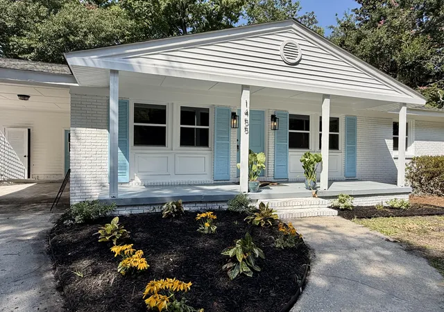 Photo 3 of Single family home for sale at 1455 Village Rd, Charleston, SC 29407 | MLS# 26023626 | Listing updated on 2026-09-15