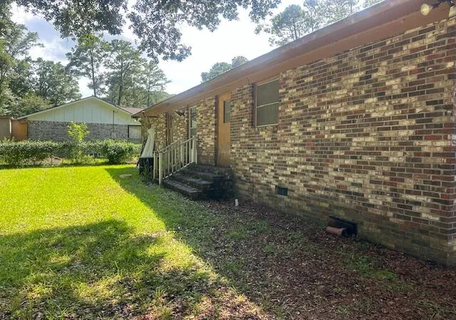 Homes for sale in Beaufort, SC | 8 Taylor St, Beaufort, SC 29906 | MLS# 24019201