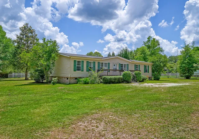 Homes for sale in Saint George, SC | 171 Autumn Run Rd, Saint George, SC 29477 | MLS# 26017291