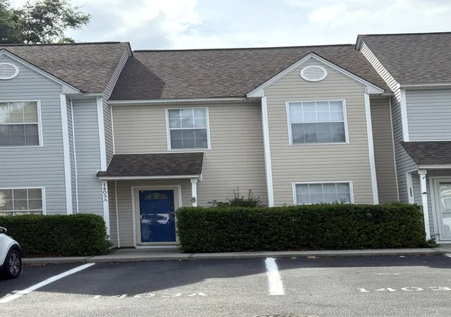 Townhouse for sale at 1403 Dove Run Dr #A, Charleston, SC 29412 | MLS# 26018185