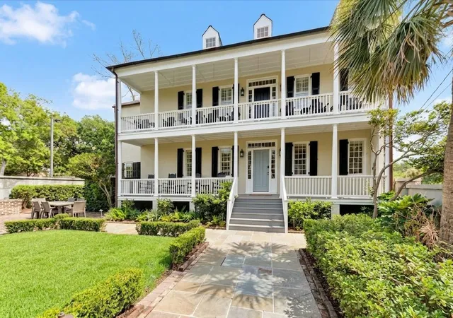 Photo 2 of Single family home for sale at 46 Pinckney St, Charleston, SC 29401 | MLS# 26024446 | Listing updated on 2026-09-17