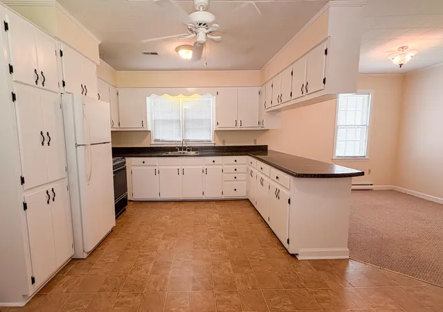 4th image of 208 George St, Walterboro, SC 29488 | MLS# 26020631