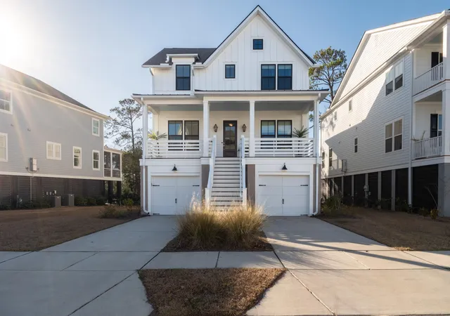 Photo 2 of Single family home for sale at 349 Blowing Fresh Dr, Charleston, SC 29492 | MLS# 26024386 | Listing updated on 2026-09-02
