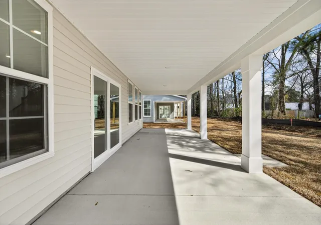Photo 2 of Sale Pending at 442 Cadbury Loop, Summerville, SC 29486 | MLS# 26022294 | Listing updated on 2026-08-16