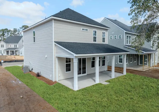 Photo 3 of Sale Pending at 442 Cadbury Loop, Summerville, SC 29486 | MLS# 26022294 | Listing updated on 2026-08-16