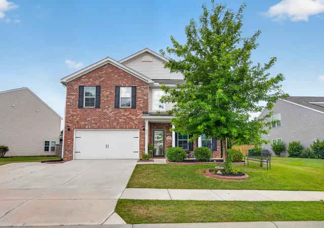 Photo 2 of Single family home for sale at 504 Tarleton Dr, Summerville, SC 29483 | MLS# 26019783 | Listing updated on 2026-09-11