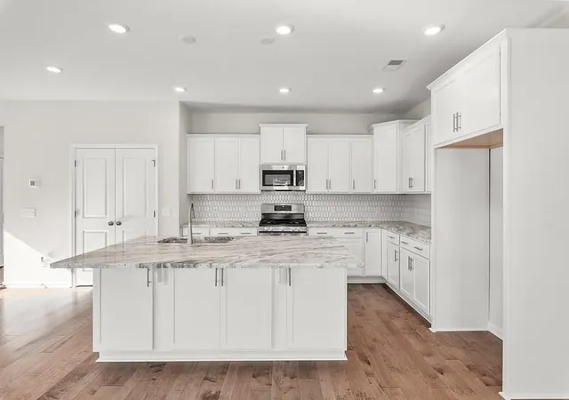 Photo 4 of Single family home for sale at 356 Palfrey Dr, Ridgeville, SC 29472 | MLS# 26021982 | Listing updated on 2026-08-04