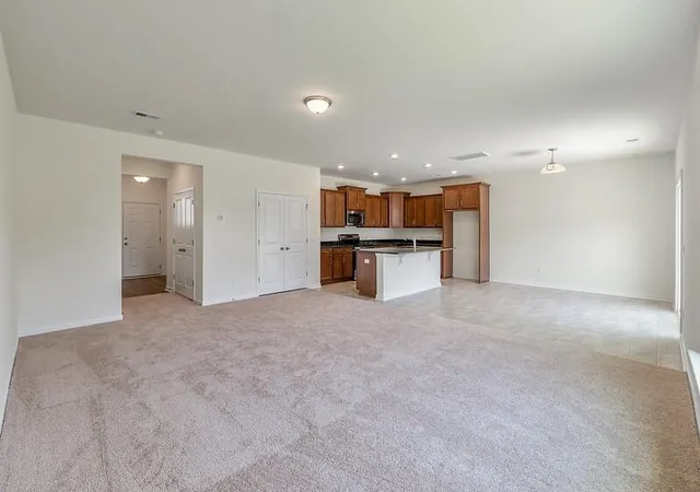 Photo 5 of Single family home for sale at 356 Palfrey Dr, Ridgeville, SC 29472 | MLS# 26021982 | Listing updated on 2026-08-04