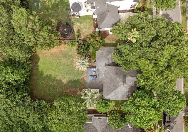 Photo 2 of Single family home for sale at 112 Cartright St, Daniel Island, SC 29492 | MLS# 26018094 | Listing updated on 2026-09-18