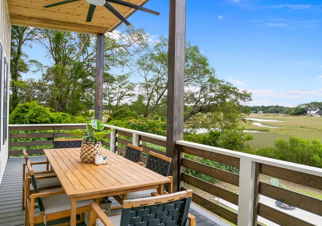 3rd image of 804 Sprague St, Charleston, SC 29412 | MLS# 26018239