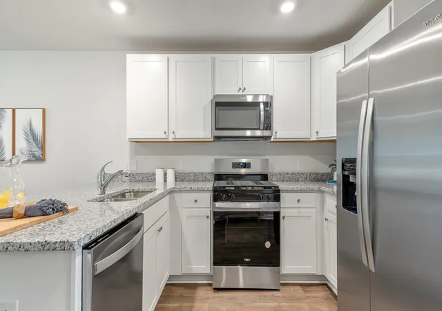 Photo 3 of Single family home for sale at 158 Broadstone Dr, Summerville, SC 29486 | MLS# 26024016 | Listing updated on 2026-08-24