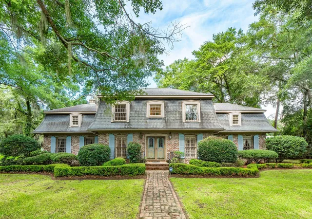 Photo 1 of Sale Pending at 691 Dobester Ave, Charleston, SC 29412 | MLS# 26023051 | Listing updated on 2026-09-15