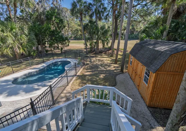 Photo 3 of Single family home for sale at 3323 Myrtle St, Edisto Island, SC 29438 | MLS# 25006609 | Listing updated on 2025-12-01