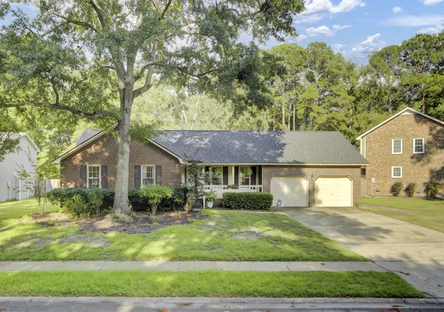 Photo 2 of Single family home for sale at 102 Westerfield Dr, Goose Creek, SC 29445 | MLS# 26021053 | Listing updated on 2026-09-07