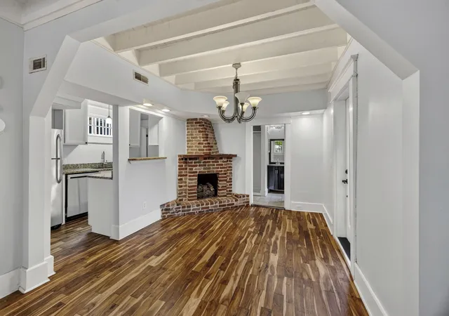 Photo 3 of Single family home for sale at 2 Middleton Pl, Charleston, SC 29403 | MLS# 26021155 | Listing updated on 2026-08-13