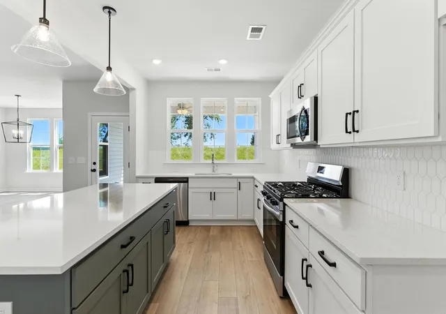 Photo 2 of Single family home for sale at 85 Crosswick St, Summerville, SC 29483 | MLS# 26007288 | Listing updated on 2026-08-14