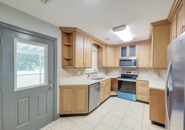 4th image of 928 Leonard Dr, Johns Island, SC 29455 | MLS# 26019500