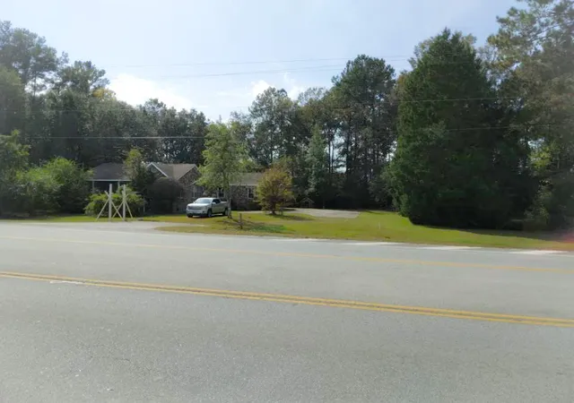 2nd image of 3331 W 5th N St, Summerville, SC 29483 | MLS# 24026433