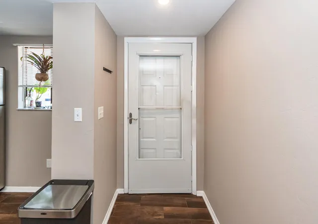 2nd image of 2162 Bees Ferry Rd #G, Charleston, SC 29414 | MLS# 26019502