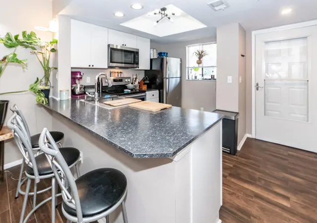 4th image of 2162 Bees Ferry Rd #G, Charleston, SC 29414 | MLS# 26019502