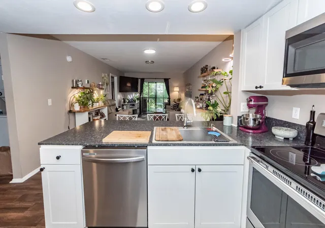 5th image of 2162 Bees Ferry Rd #G, Charleston, SC 29414 | MLS# 26019502