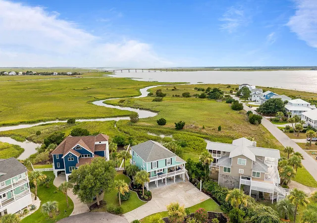Photo 1 of Single family home for sale at 4 Teal Ct, Saint Helena Island, SC 29920 | MLS# 26021024 | Listing updated on 2026-08-04