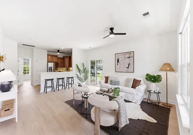 Photo 2 of Townhouse for sale at 816 Hemingway Cir, Summerville, SC 29483 | MLS# 26022349 | Listing updated on 2026-08-26