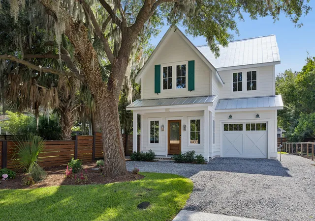 Homes for sale in Beaufort, SC | 608 Pilot St, Beaufort, SC 29902 | MLS# 26018603