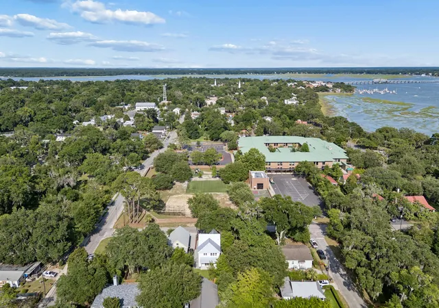 Homes for sale in Beaufort, SC | 608 Pilot St, Beaufort, SC 29902 | MLS# 26018603