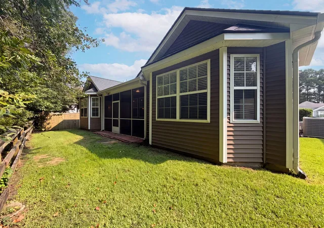 Photo 4 of Sale Pending at 676 Grassy Hl Rd, Summerville, SC 29483 | MLS# 26021823 | Listing updated on 2026-09-14