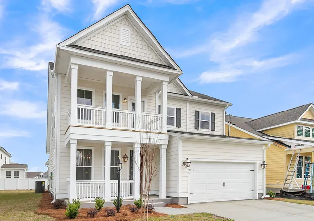 Photo 1 of Single family home for sale at 726 Maynard Ln, Summerville, SC 29486 | MLS# 26013722 | Listing updated on 2026-09-03