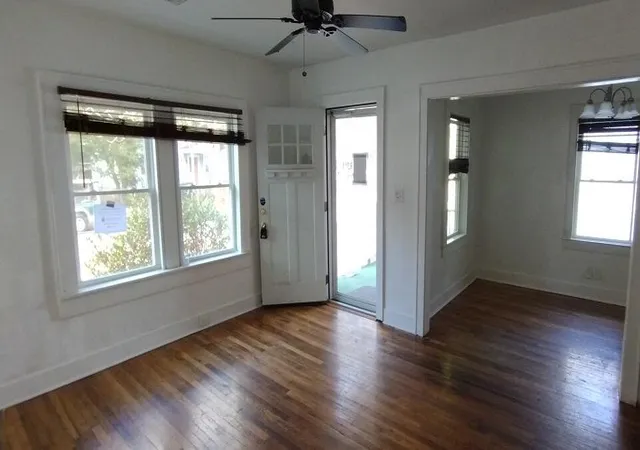4th image of 2749 E Surrey Dr, North Charleston, SC 29405 | MLS# 26010181