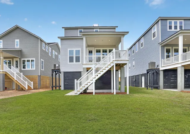 Photo 3 of Single family home for sale at 194 Sea Oats St, Summerville, SC 29485 | MLS# 26021584 | Listing updated on 2026-09-09