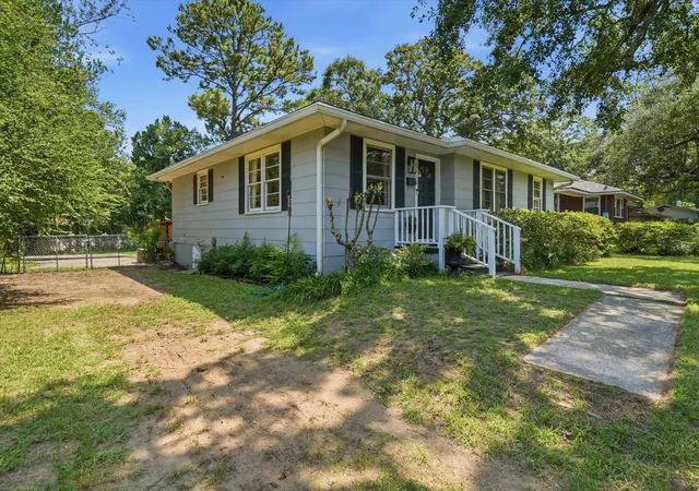Photo 3 of Single family home for sale at 5136 Conway St, North Charleston, SC 29405 | MLS# 26024541 | Listing updated on 2026-09-14
