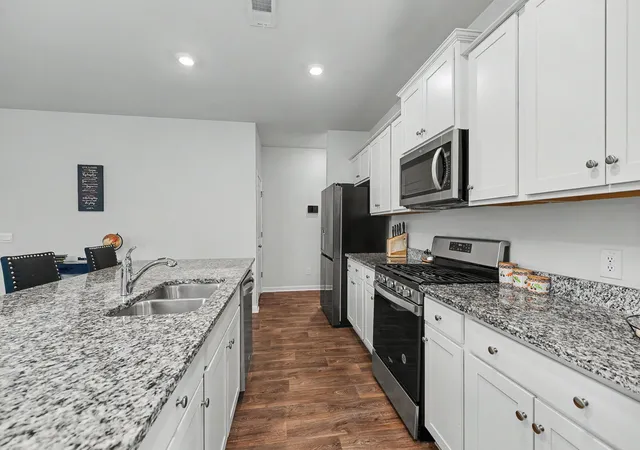 Photo 3 of Single family home for sale at 117 Sunray Ln, Summerville, SC 29486 | MLS# 26021299 | Listing updated on 2026-09-24