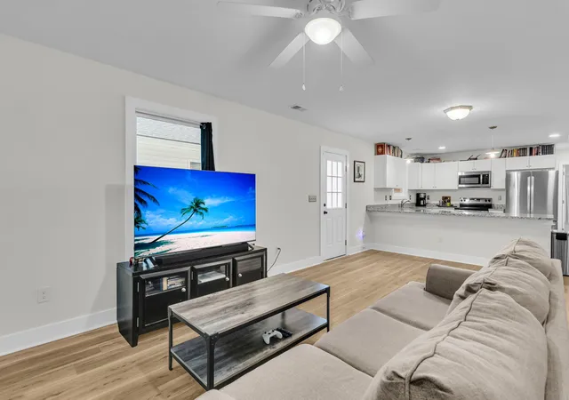 Photo 4 of Single family home for sale at 6961 Raymond Ave, Charleston, SC 29406 | MLS# 26022895 | Listing updated on 2026-09-09