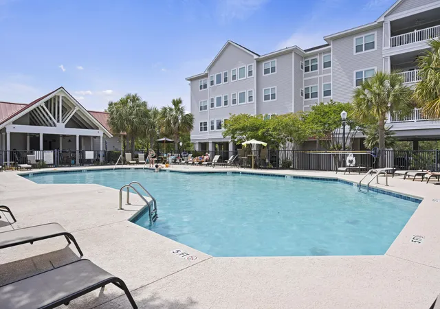 Listing Photo 5 - Condo for sale in building located at 1984 Folly Rd, Charleston, SC 29412 - Unit #B302