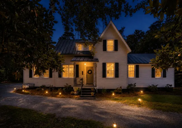 Photo 2 of Single family home for sale at 205 Tea Farm Rd, Summerville, SC 29483 | MLS# 26021156 | Listing updated on 2026-09-01