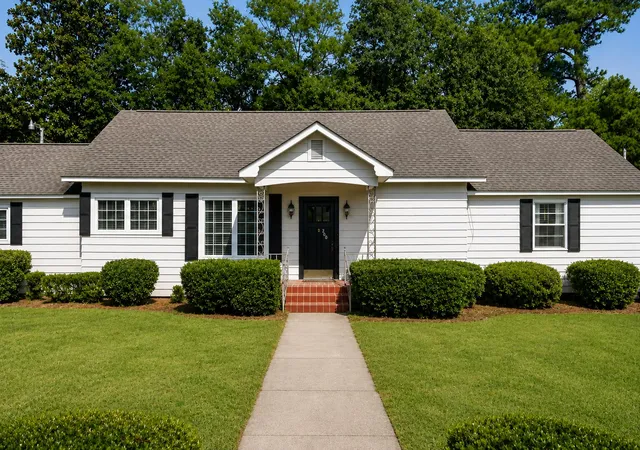 Photo 2 of Single family home for sale at 200 Hill St, Moncks Corner, SC 29461 | MLS# 26024373 | Listing updated on 2026-08-28