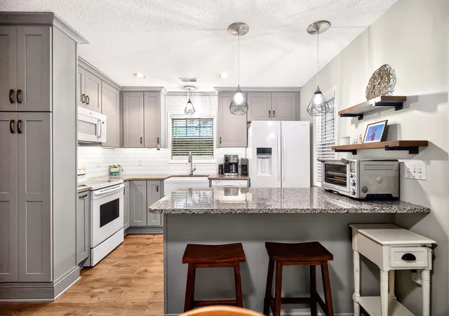 Photo 2 of Townhouse for sale at 300 Yellow Hawthorn Cir, Summerville, SC 29483 | MLS# 26016714 | Listing updated on 2026-09-18